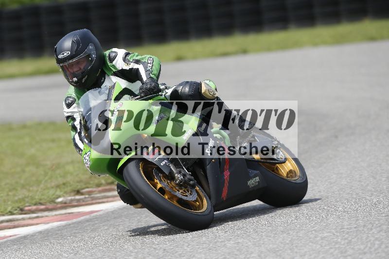 /24 08.06.2025 TZ Motorsport ADR/Gruppe gruen/88